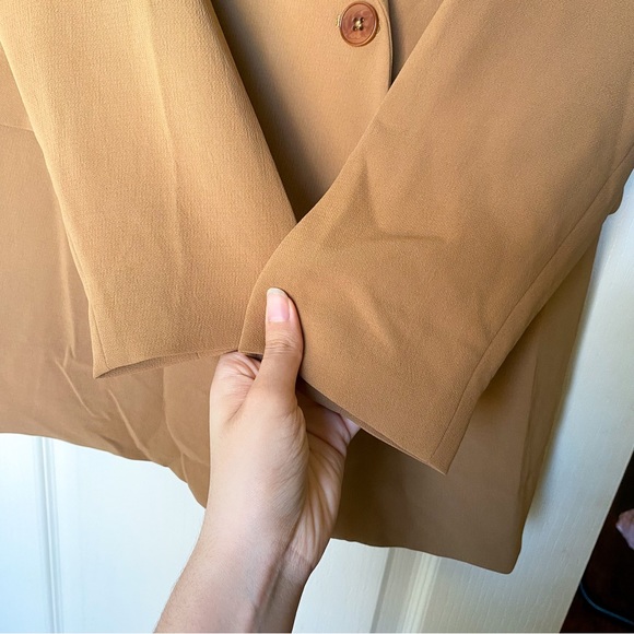 SOLD ON MERCARI - Picture 5 of 7